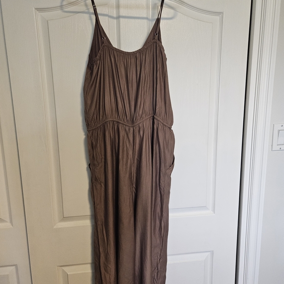 Soaked Jumpsuit Romper - Picture 6 of 6